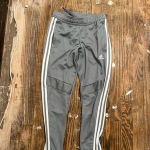 Women’s extra small joggers adidas